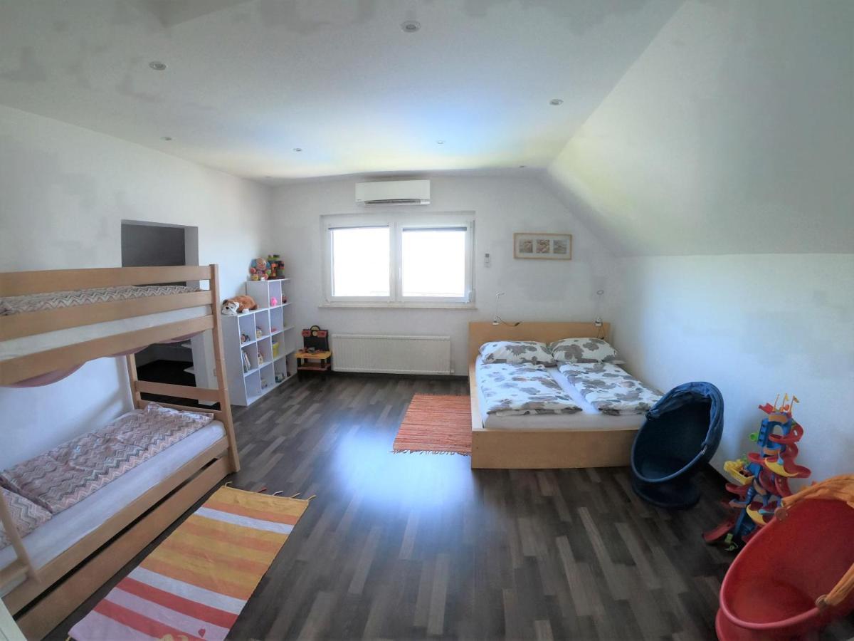 Ferienwohnung Pauli Mörbisch am See Екстериор снимка
